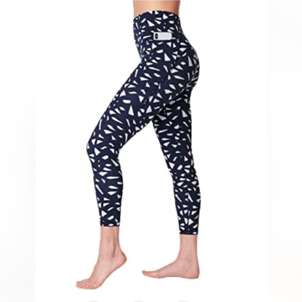 NWT Sweaty Betty Navy Leggings with White Abstract Motif 7/8 length size medium